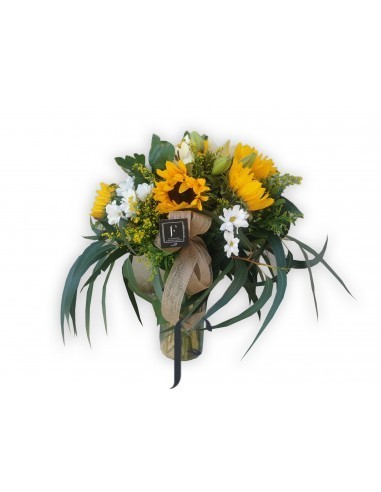 Sommerlicher Sonnenblumenstrauß