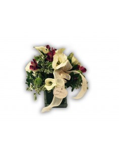 Buccaro with calla lilies and various flowers